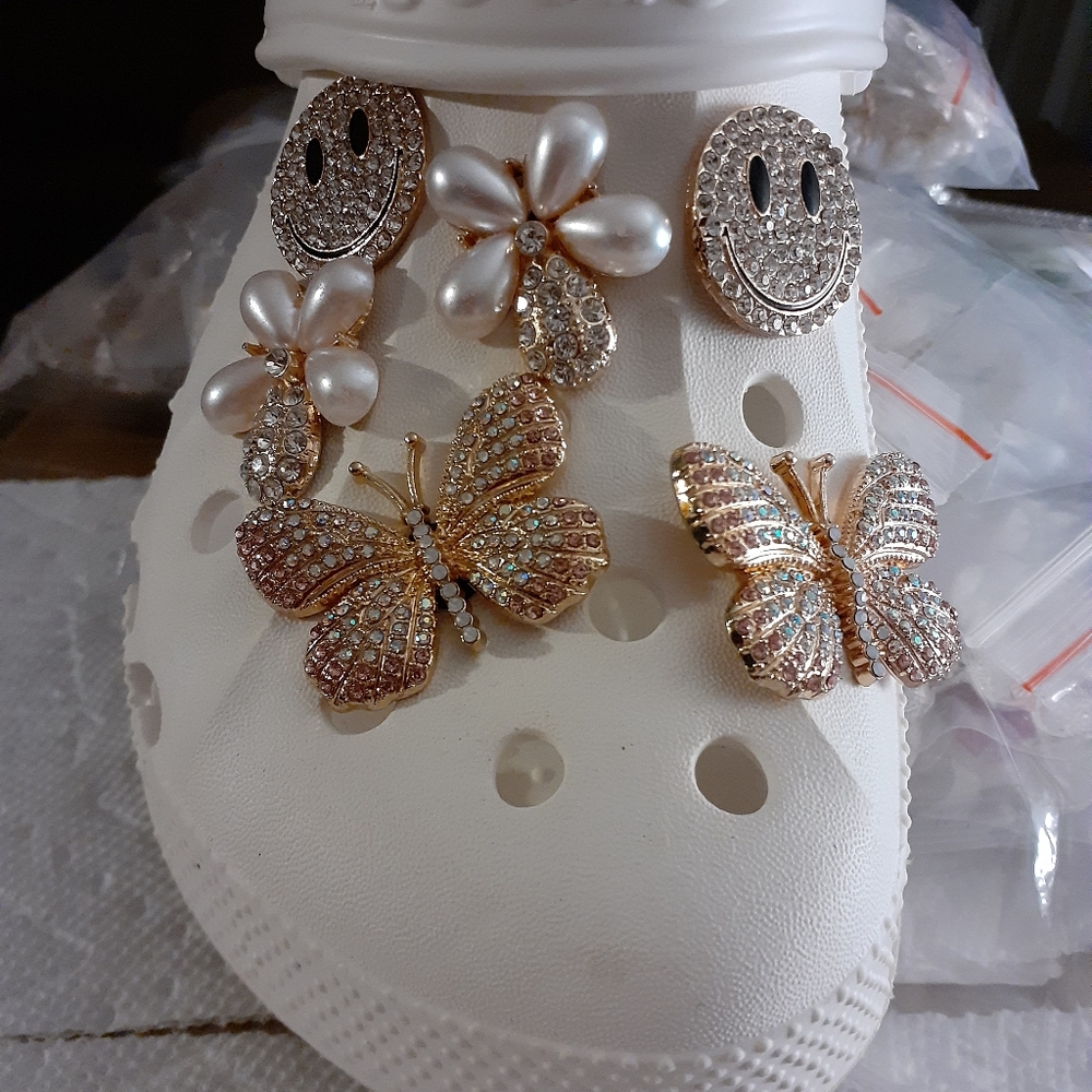 6 pc Crocs shoe charm set. NWOT
